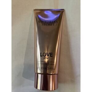 VICTORIA'S SECRET LOVE STAR Lotion (3.4 fl oz) NEW